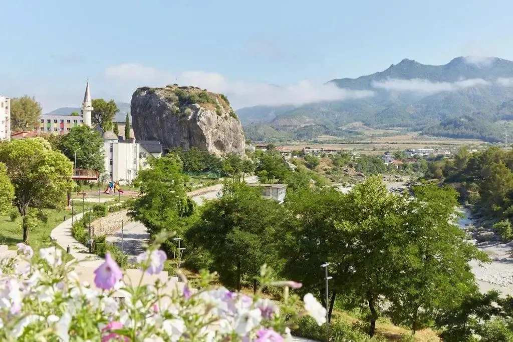 Ylli Rooms Përmet Albania